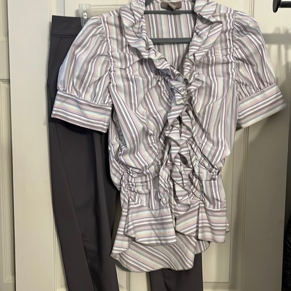 Ladies, capris and blouse size 12 - Picture 1 of 7